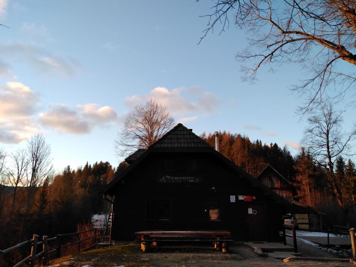 Appartamento Koca Na Pikovem Crna na Koroskem Esterno foto